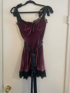 Dolls Kill Mauve Mini Dress with Black Lace Trim NWT